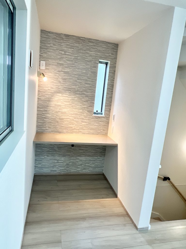 西大口新築戸建て-リビングダイニング-書斎スペース