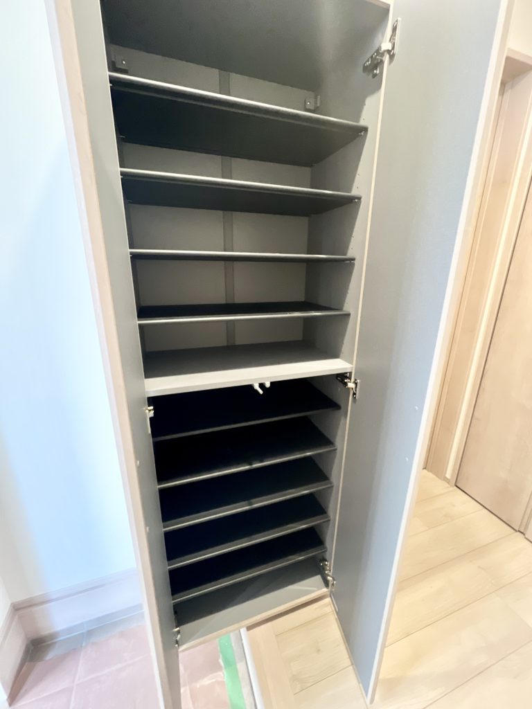 西大口新築戸建て-玄関収納内